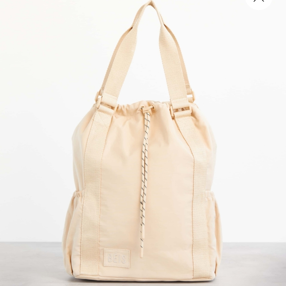 Nwt beis sport tote